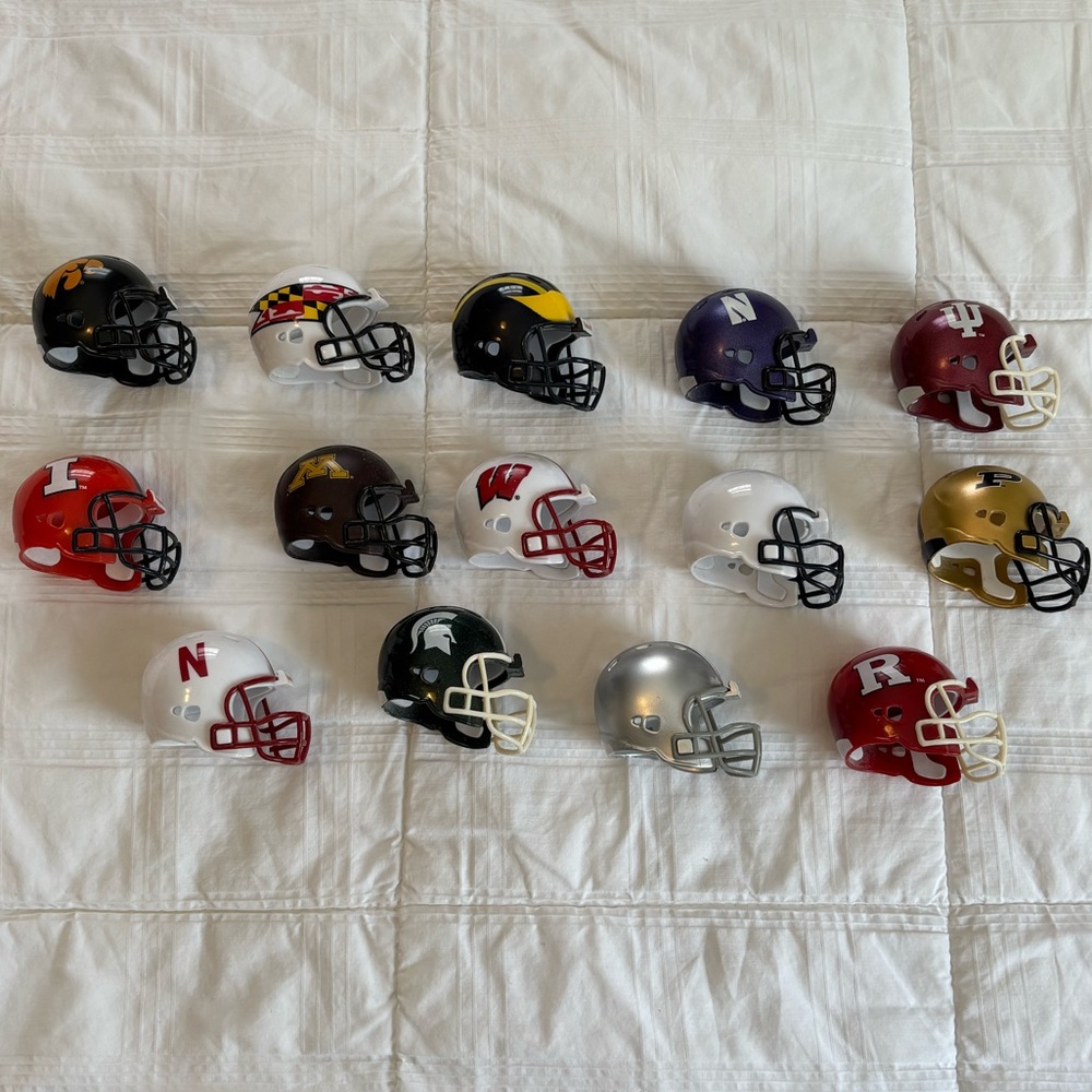 Big 10 Riddell Pocket Pro Mini Football Helmets - 2015 set
